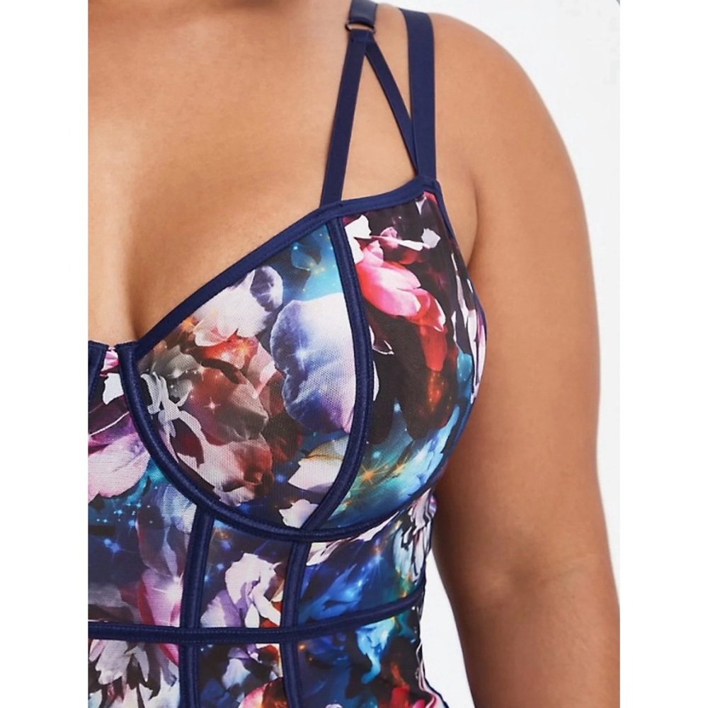 Torrid Underwire Floral Multicolor Women's Lingerie One Piece NWT SZ 1 and 2 - Picture 3 of 12
